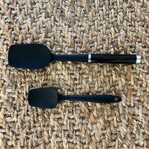 Kitchen Aid Silicone Scrapers Spatulas Black Kitchen Utensils Gourmet set of 2